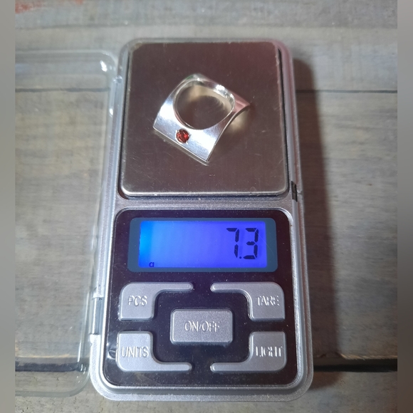 Artisan Crafted Sterling Silver Abstract Garnet Ring - Picture 15 of 15